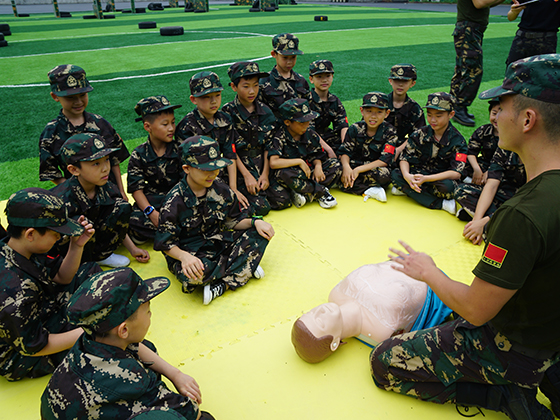 重慶軍事夏令營